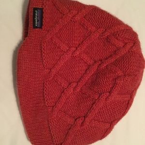 Lady’s Patagonia beanie